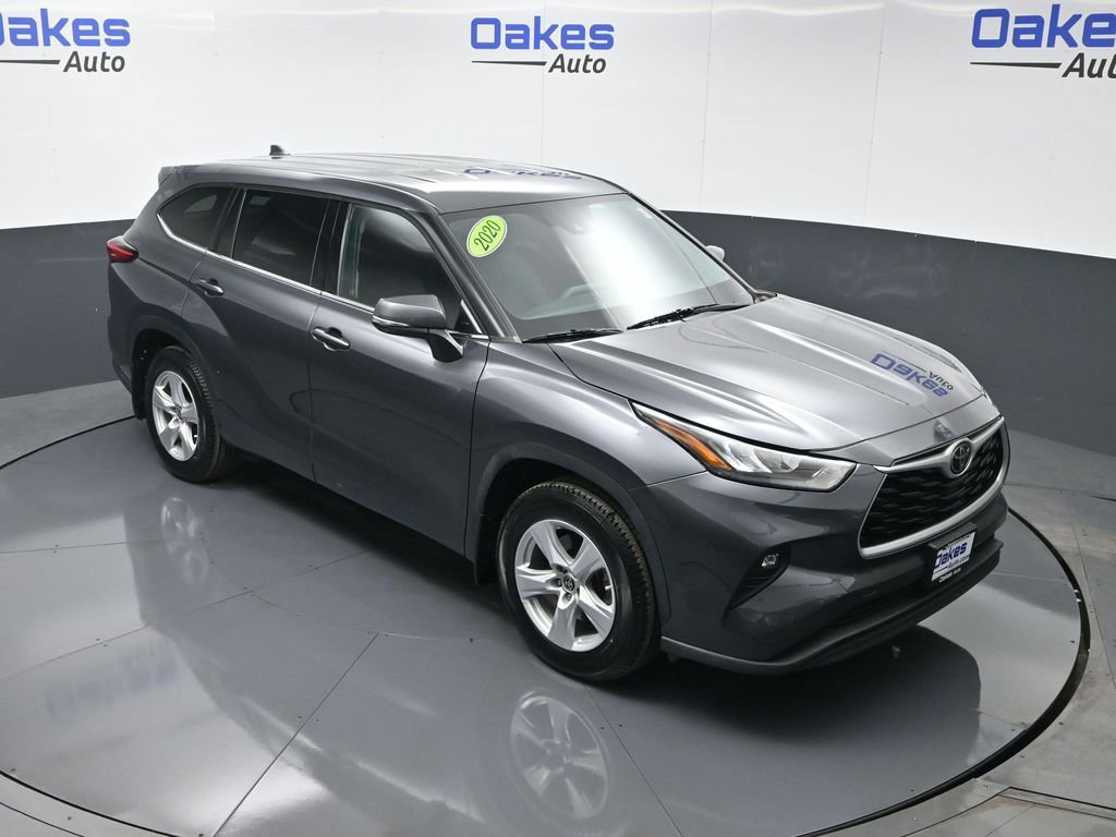 Used 2020 Toyota Highlander LE image 46