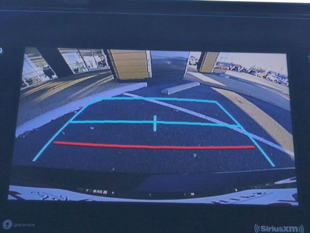 Used 2024 Toyota Camry SE image 19