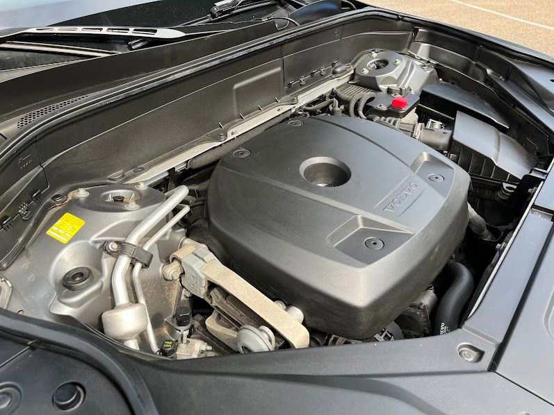 Used 2018 Volvo XC90 T6 Momentum w/ Convenience Package image 30