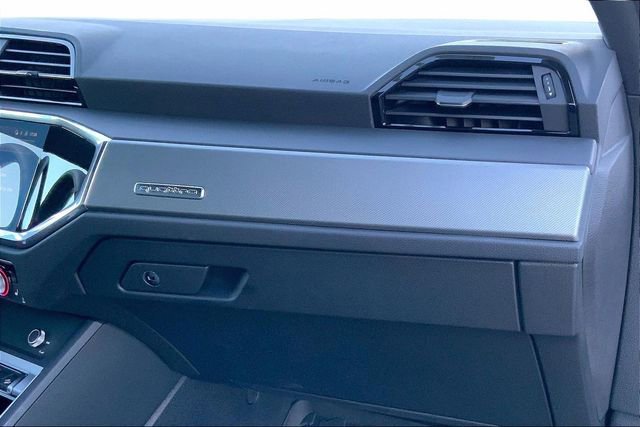 Certified 2025 Audi Q3 2.0T Premium w/ Convenience Package image 16