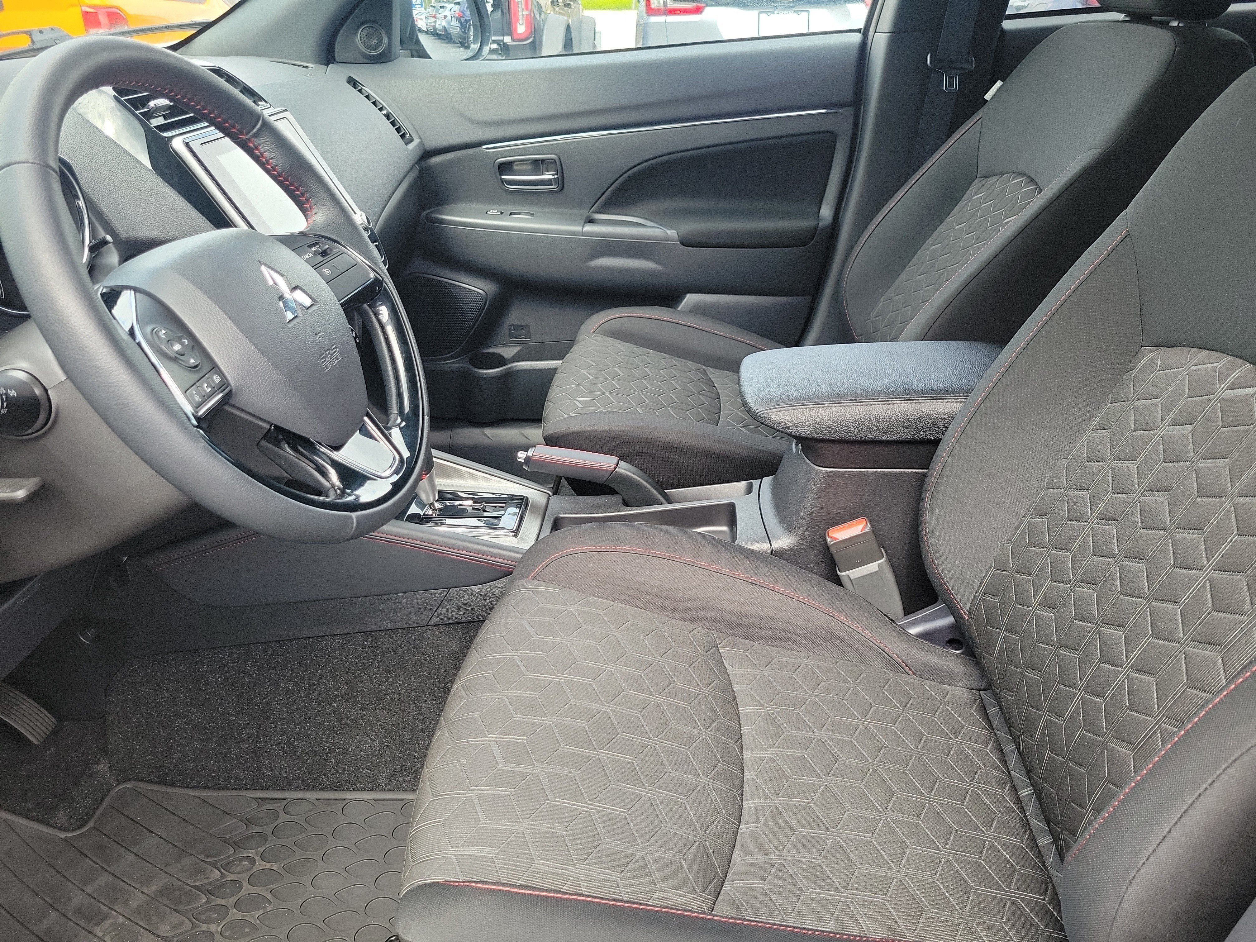 Used 2026 Mitsubishi Outlander Sport AWD image 12