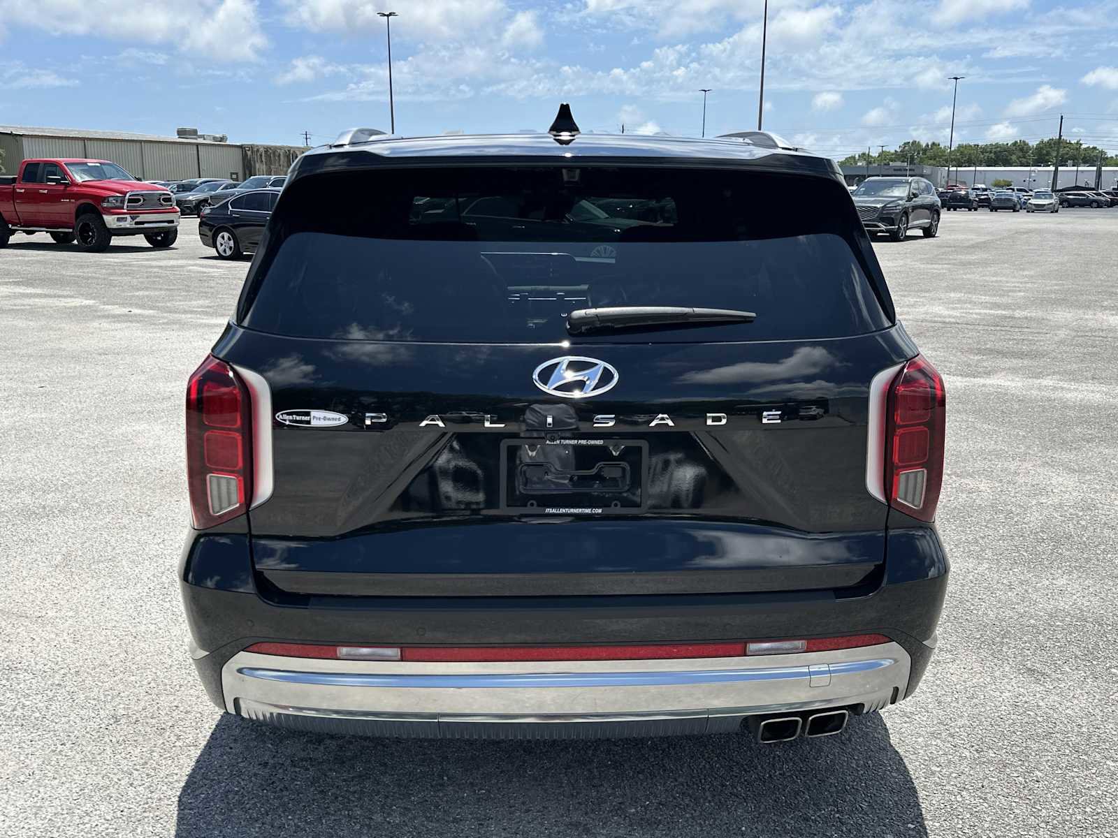 Used 2024 Hyundai Palisade Calligraphy FWD image 7
