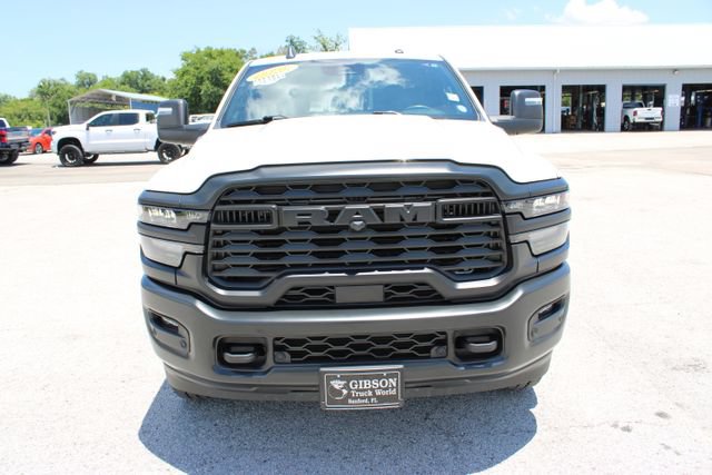Used 2026 RAM 2500 Tradesman AWD/4WD image 2
