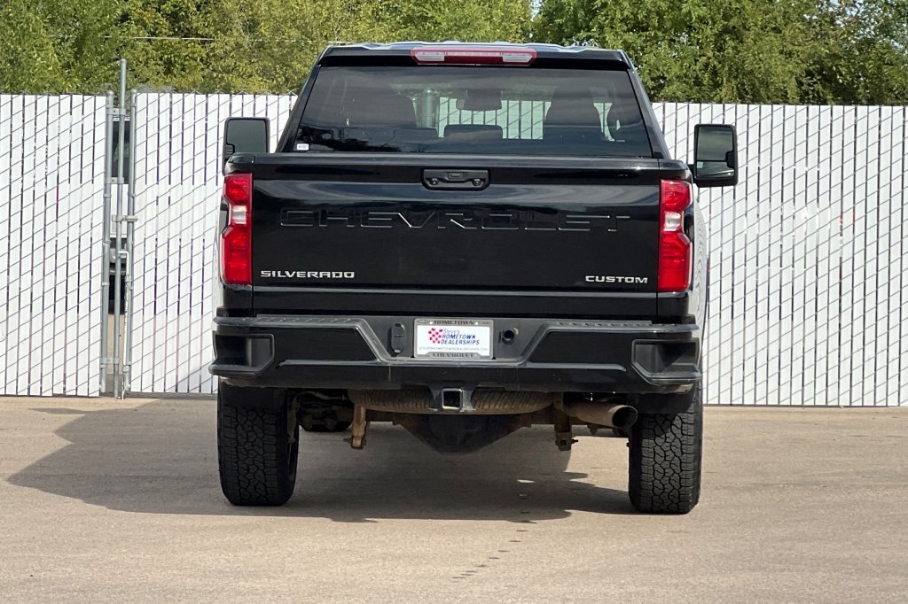 Used 2024 Chevrolet Silverado 2500 Custom w/ Custom Convenience Package image 5