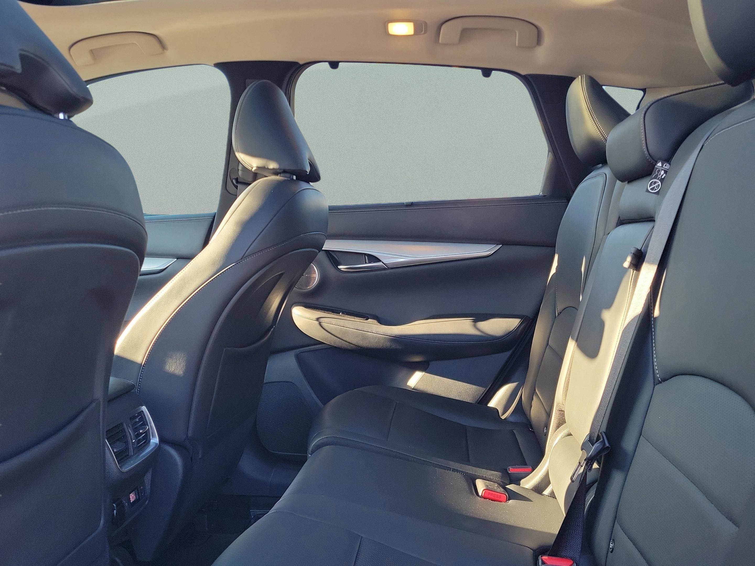 Used 2020 INFINITI QX50 Sensory w/ Proactive Package image 13