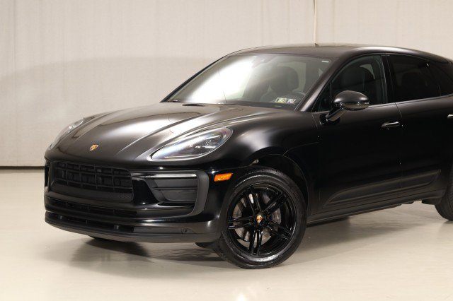 Used 2022 Porsche Macan image 3