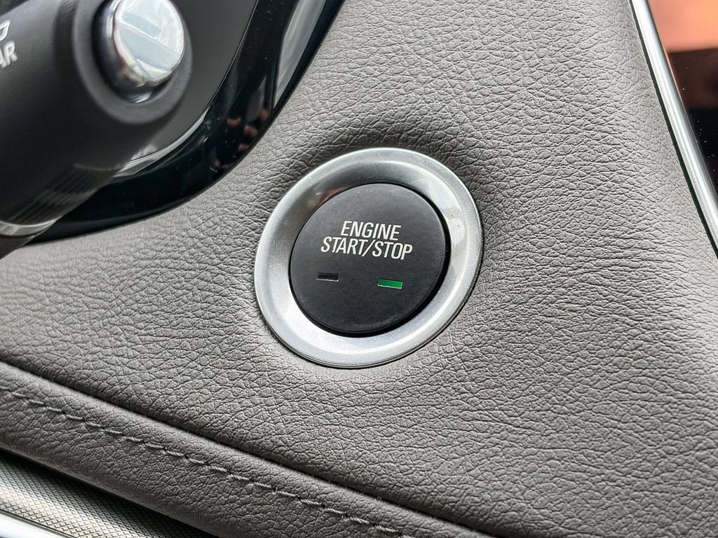 Certified 2023 Cadillac XT5 Premium Luxury w/ Technology Package FWD image 21