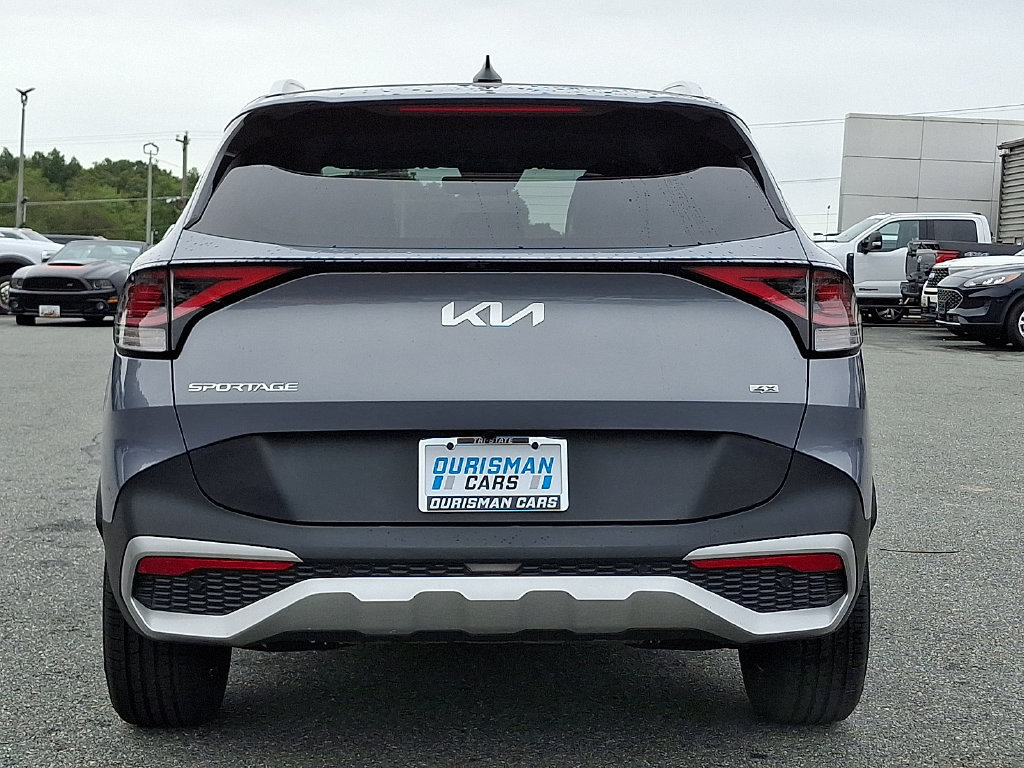 Used 2024 Kia Sportage EX AWD/4WD image 5