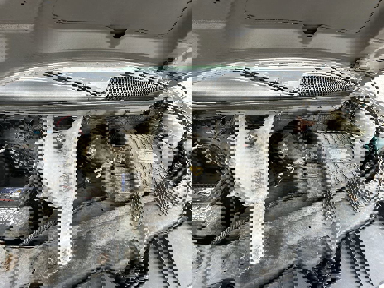 Used 2017 GMC Savana 2500 LT w/ LT Preferred Equipment Group image 26