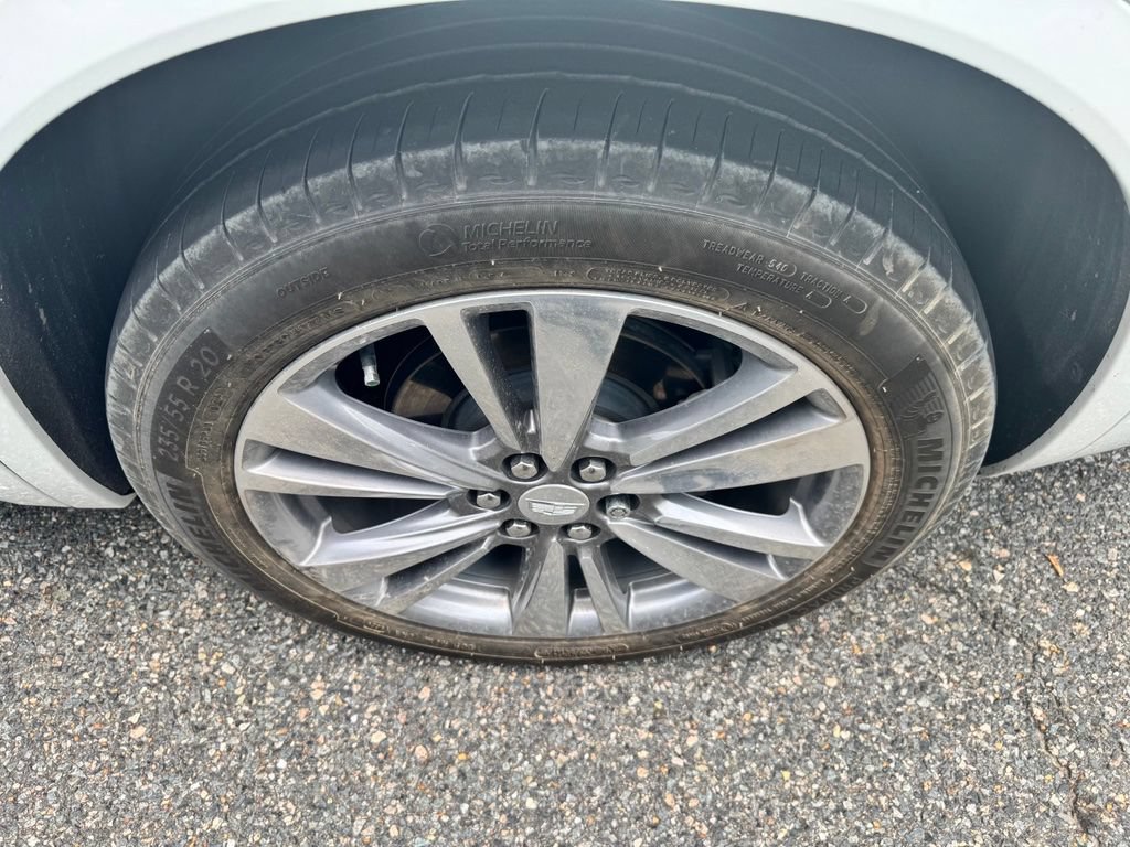 Used 2024 Cadillac XT6 Premium Luxury w/ Platinum Package FWD image 9