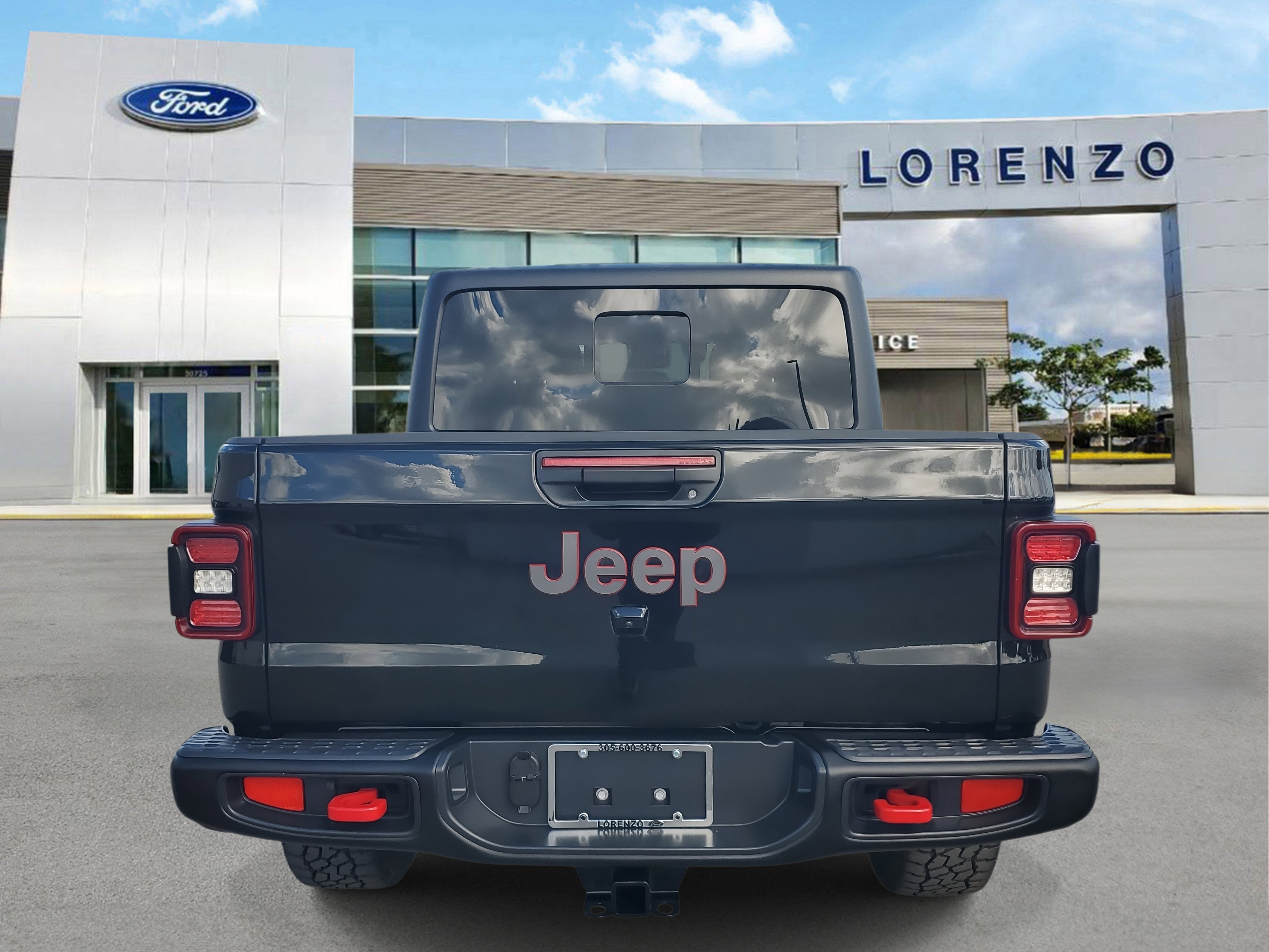 Used 2025 Jeep Gladiator Rubicon w/ Convenience Group image 6