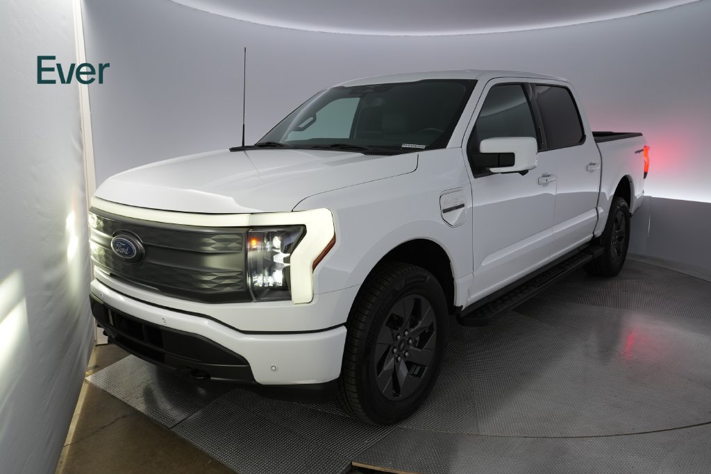 Used 2023 Ford F150 Lightning Lariat w/ Max Trailer Tow Package AWD/4WD image 2
