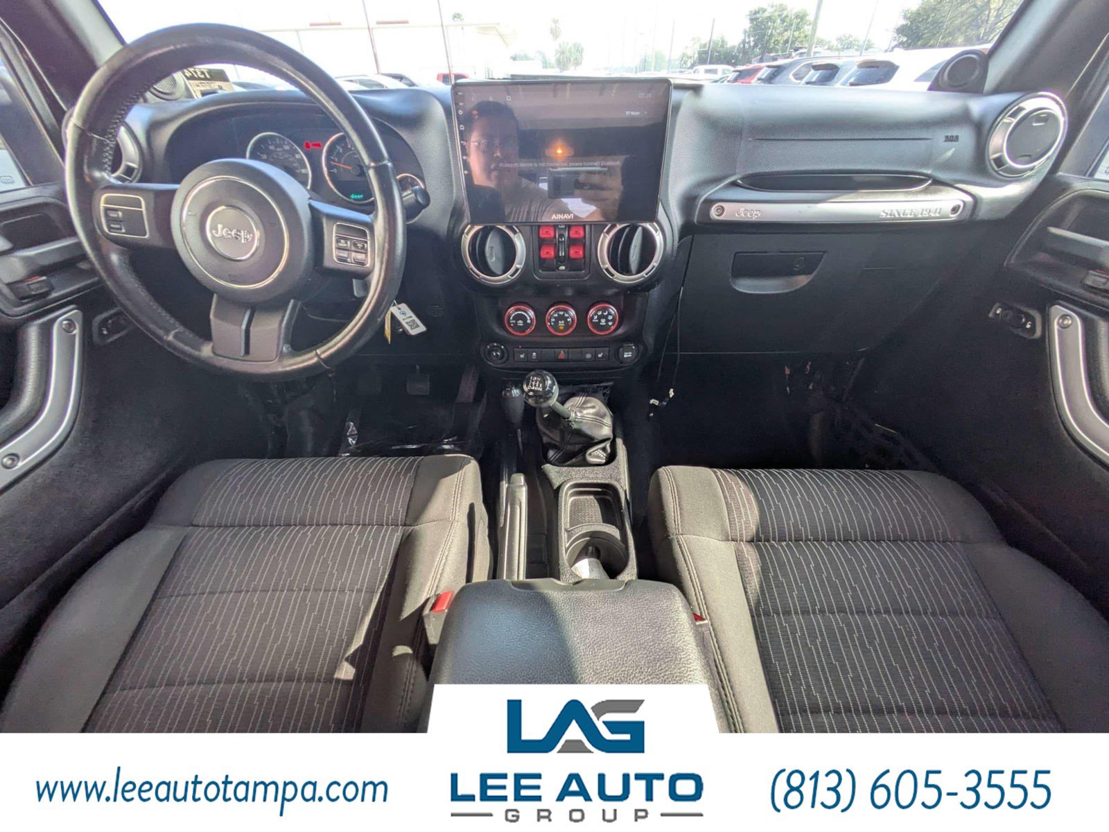 Used 2012 Jeep Wrangler Unlimited Sahara AWD/4WD image 14