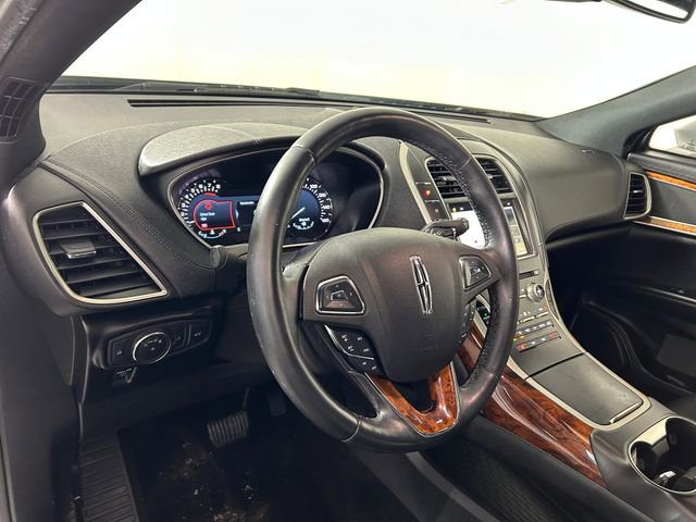 Used 2017 Lincoln MKX Select w/ Select Plus Package image 14