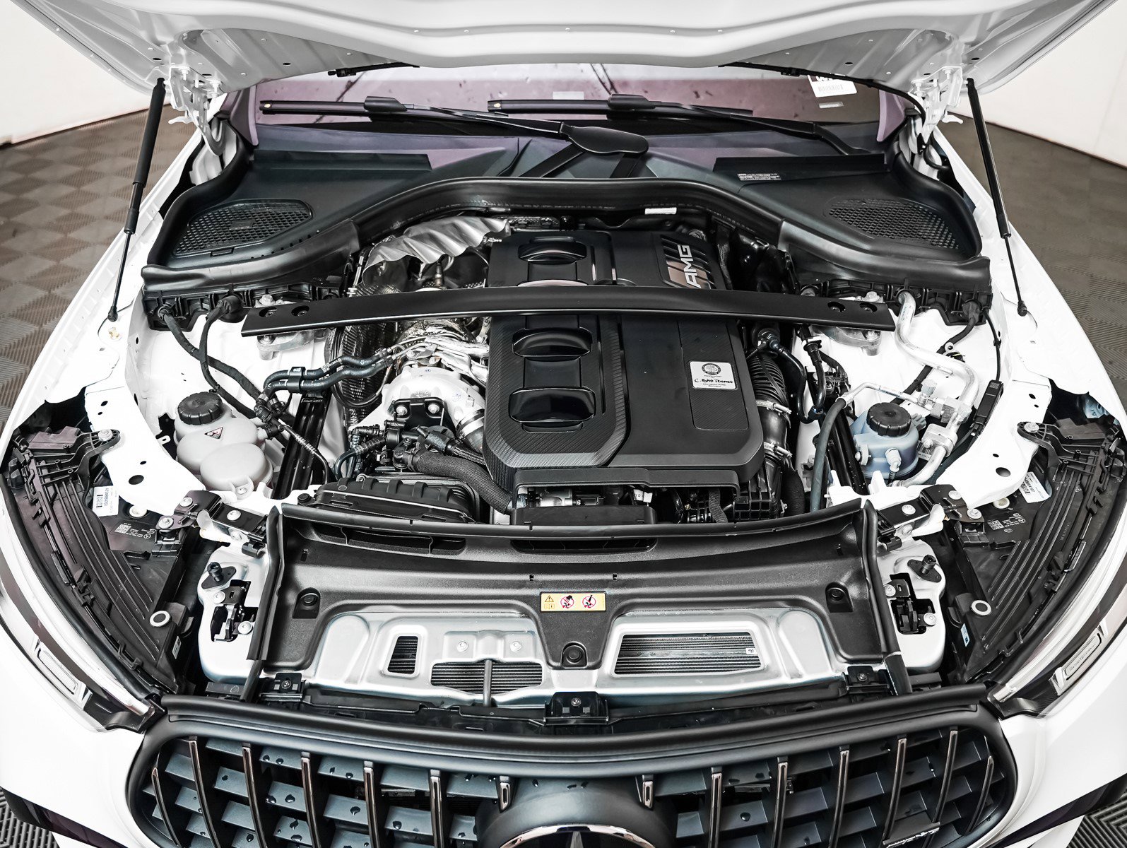 New 2026 Mercedes-Benz GLC 43 AMG 4MATIC image 4