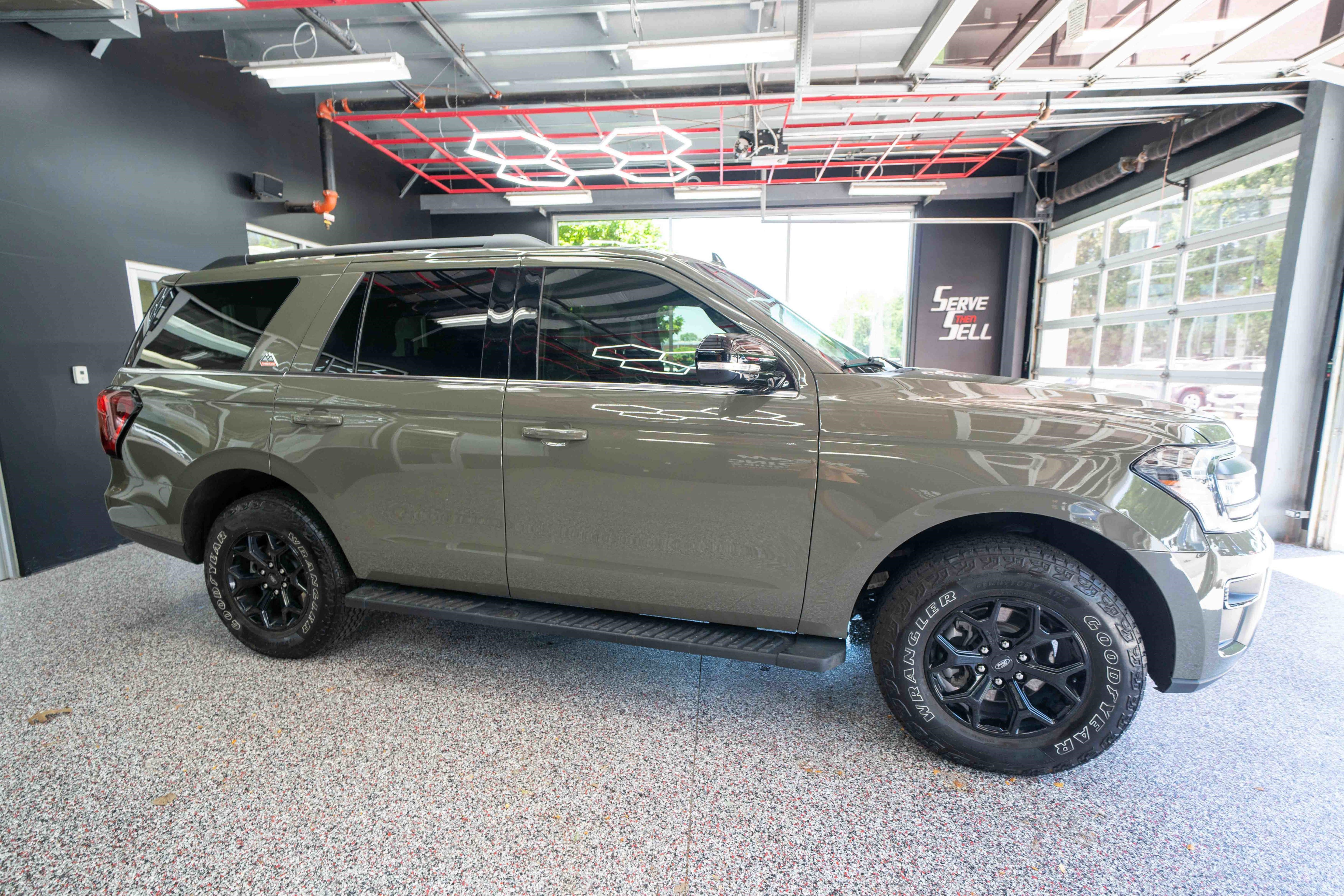 Used 2024 Ford Expedition Timberline AWD/4WD image 5