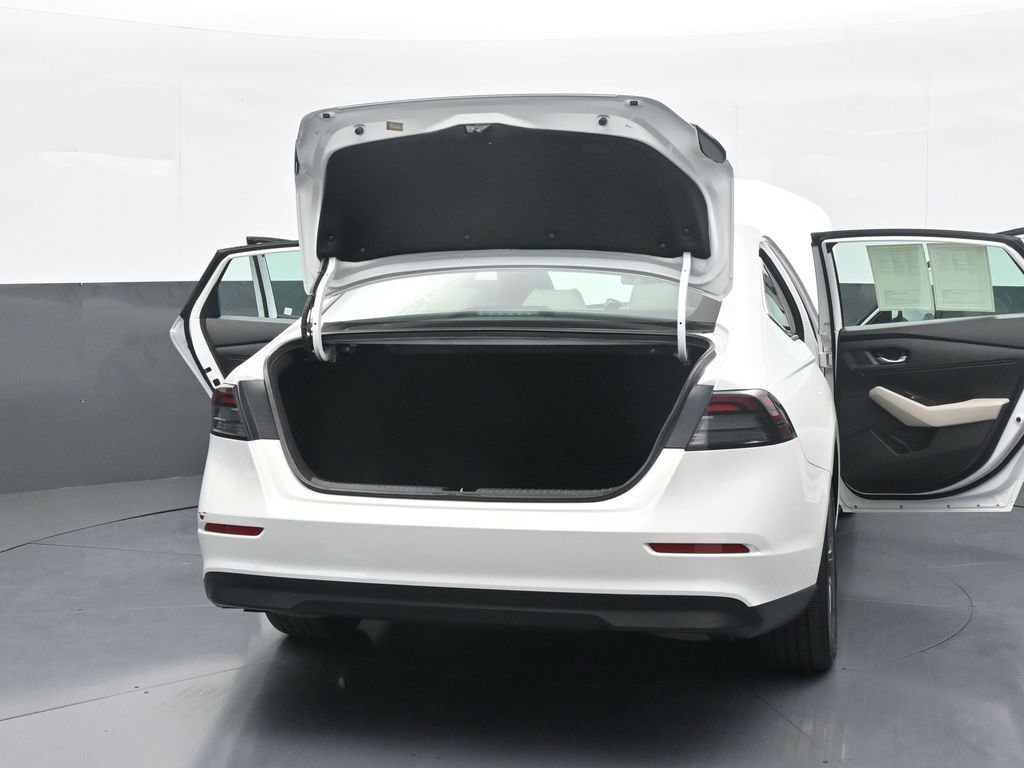 Used 2023 Honda Accord EX image 74