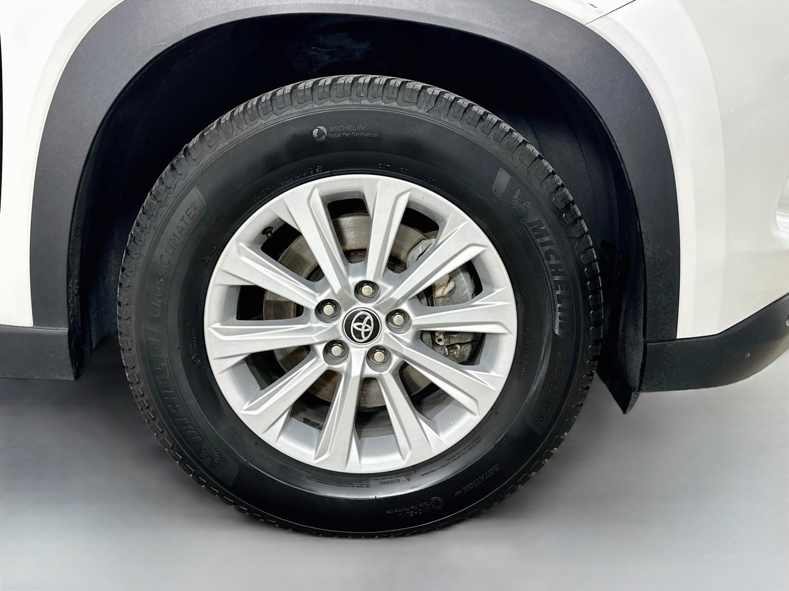 Used 2024 Toyota Grand Highlander AWD Hybrid image 10
