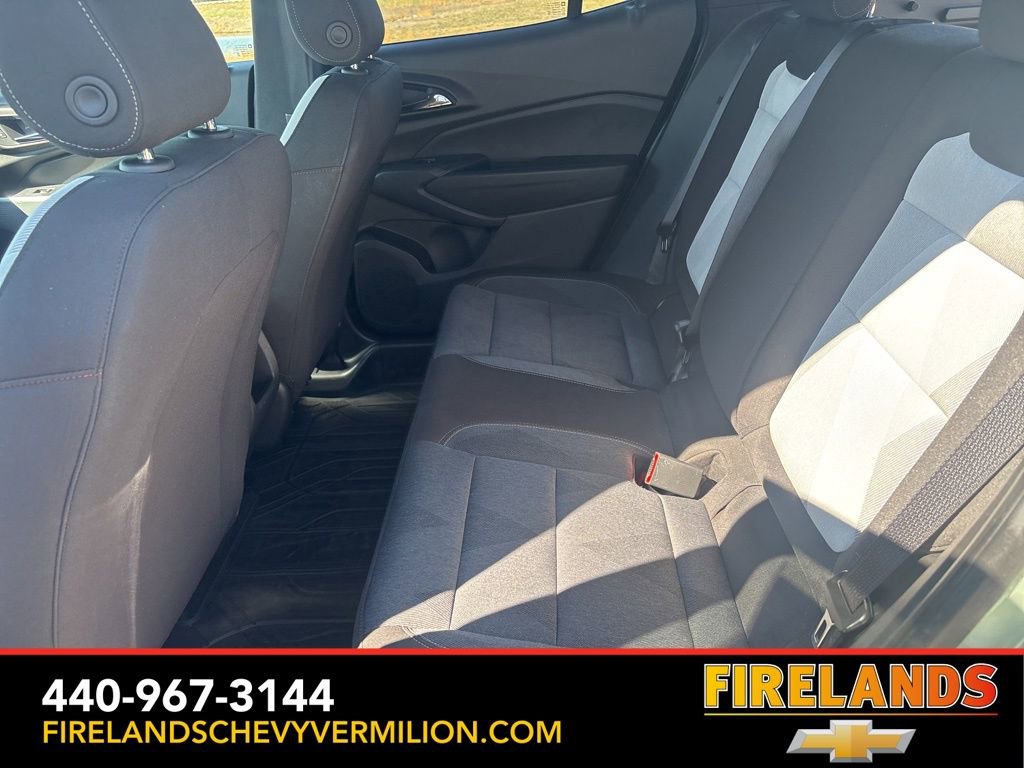 Certified 2024 Chevrolet Trax RS w/ Driver Confidence Package image 37