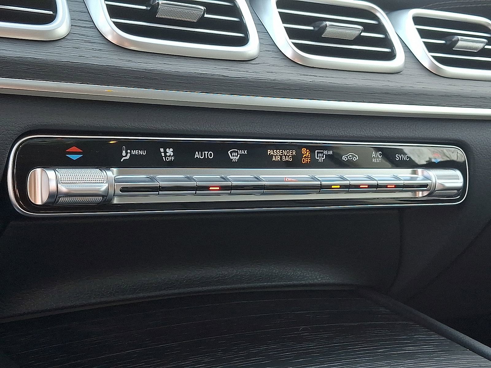 Certified 2025 Mercedes-Benz GLS 450 4MATIC image 15