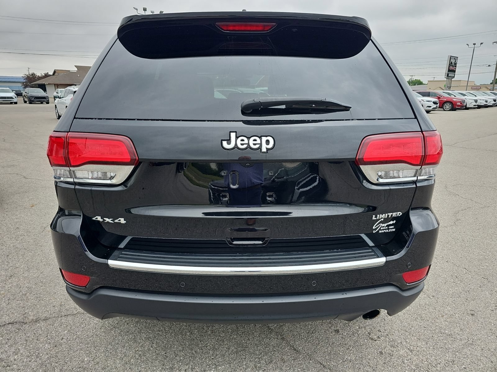 Used 2022 Jeep Grand Cherokee Limited AWD/4WD image 6