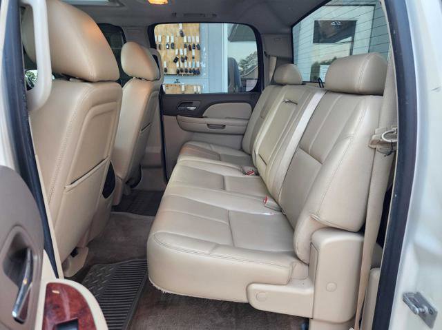 Used 2013 GMC Sierra 1500 SLT w/ SLT White Diamond Edition AWD/4WD image 15