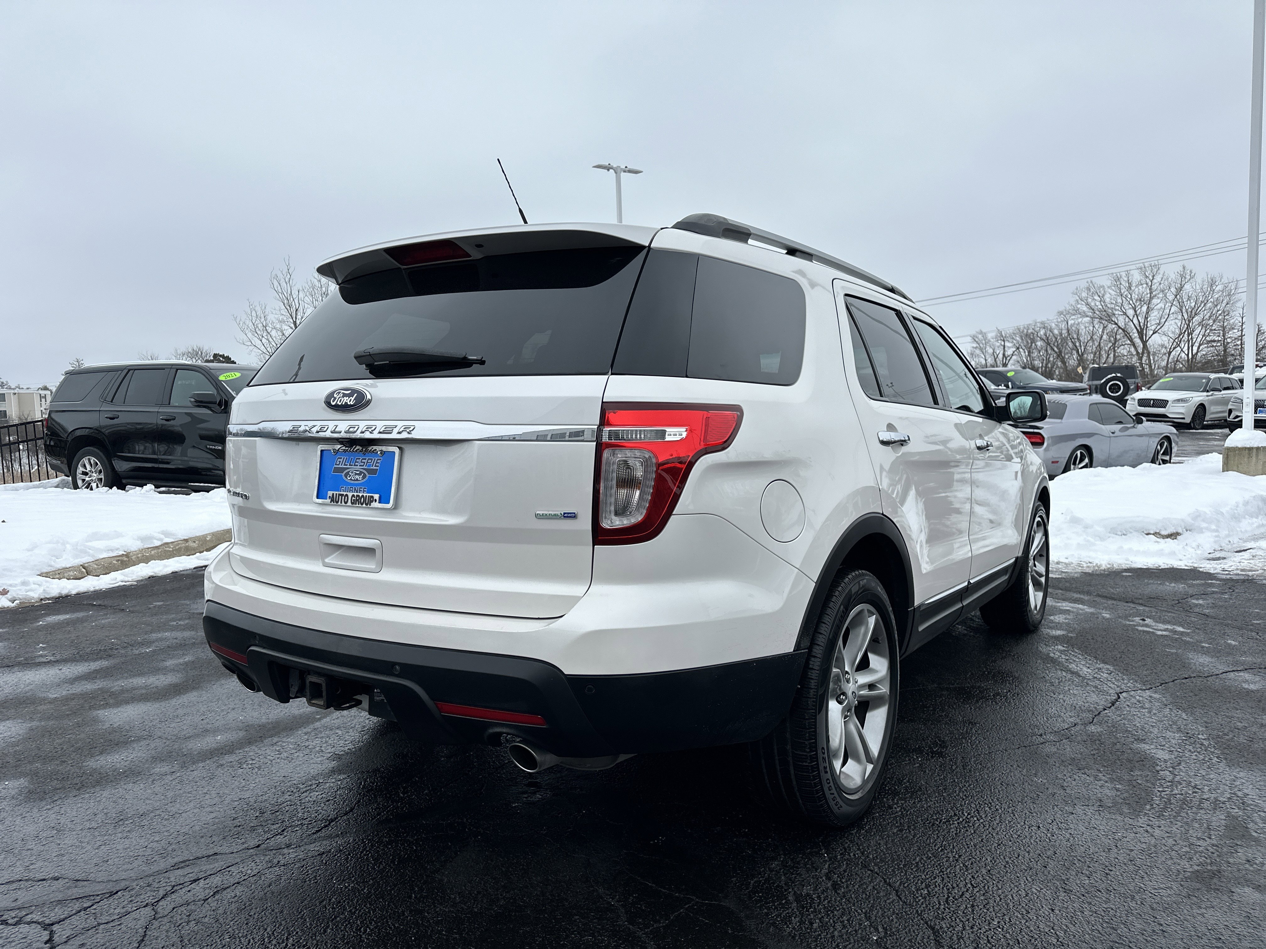 Used 2015 Ford Explorer Limited w/ Equipment Group 302A image 3
