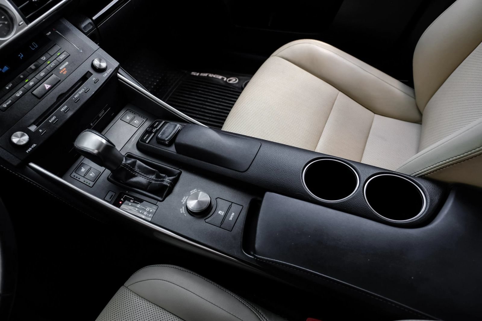 Used 2015 Lexus IS 250 AWD w/ Navigation System Package image 24