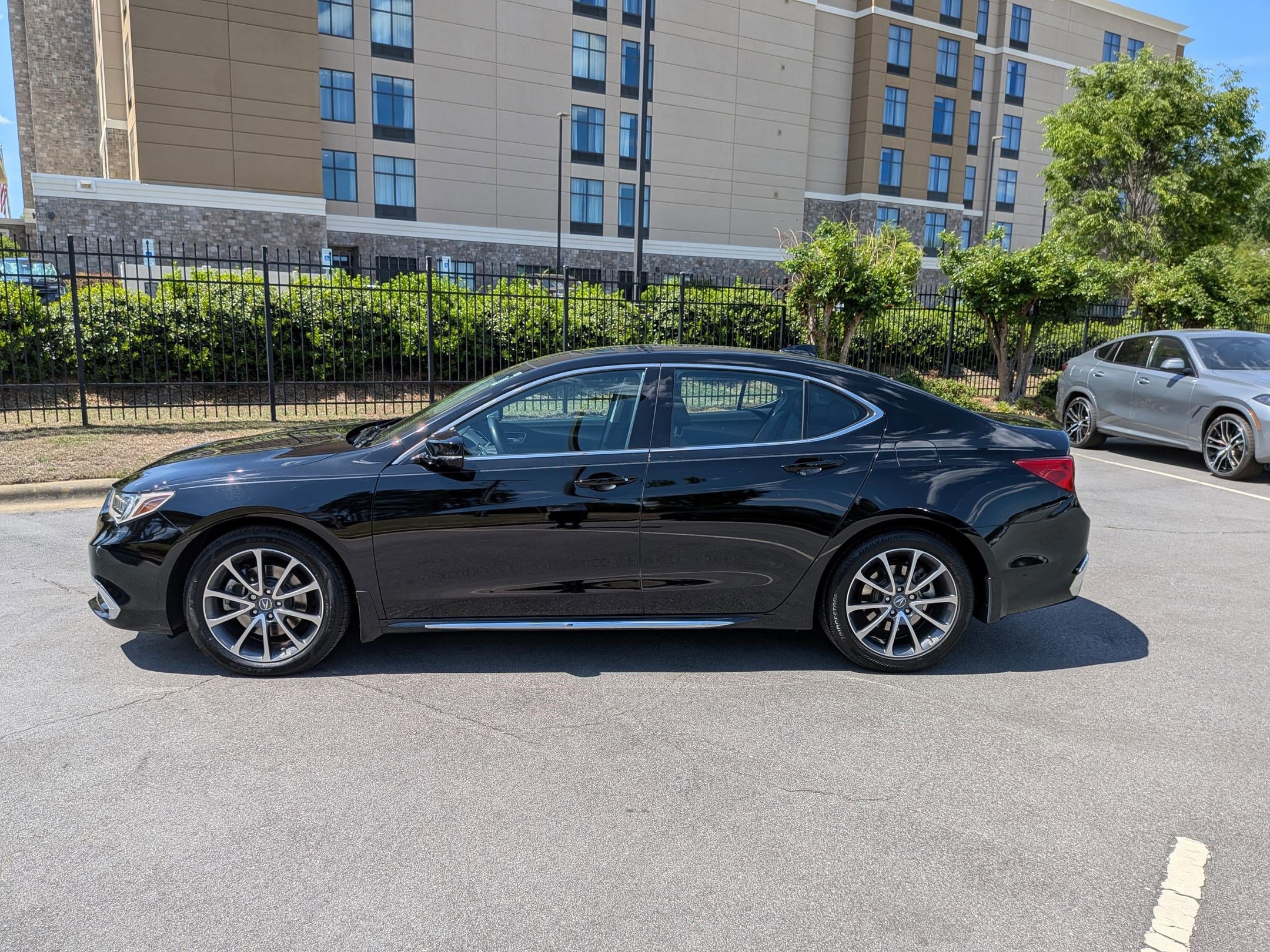 Used 2018 Acura TLX V6 w/ Technology Package image 6
