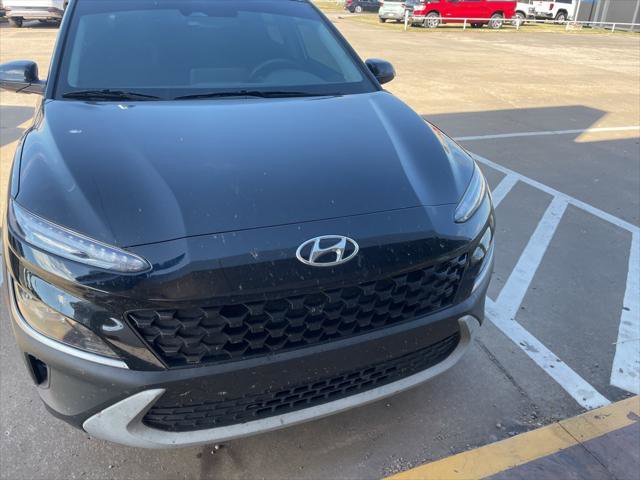 Used 2023 Hyundai Kona SEL w/ Cargo Package image 3