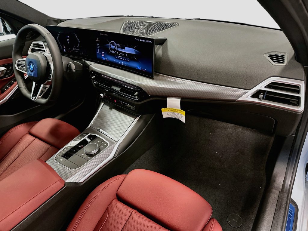 New 2026 BMW 330i xDrive Sedan w/ M Sport Package AWD/4WD image 31