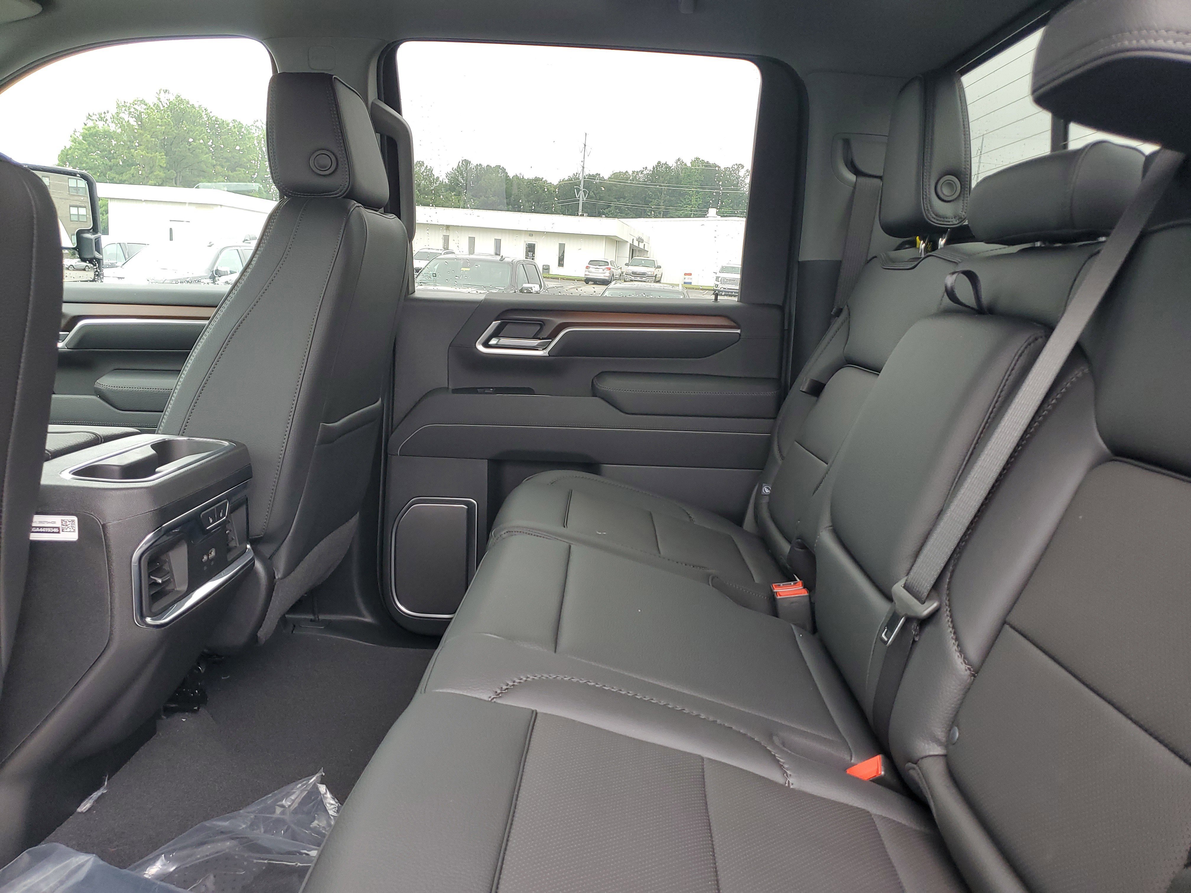 New 2025 GMC Sierra 2500 Denali image 11