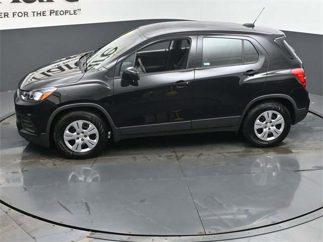 Used 2019 Chevrolet Trax LS image 57