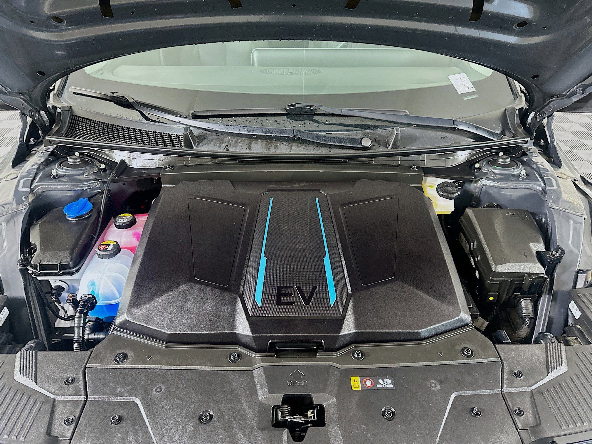 Used 2024 Hyundai Ioniq 5 SEL image 33