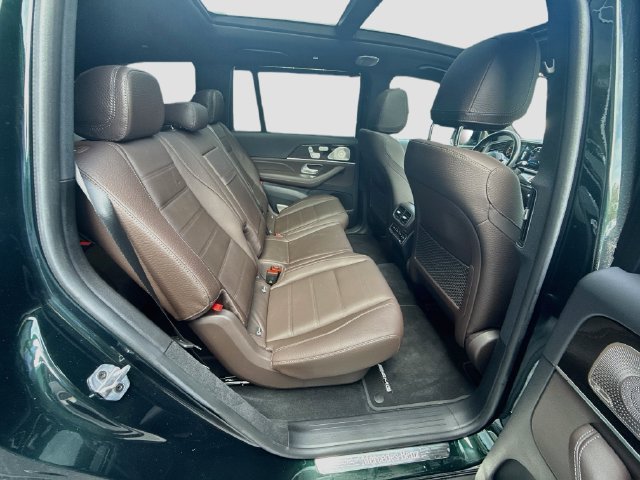 Used 2022 Mercedes-Benz GLS 580 4MATIC image 30