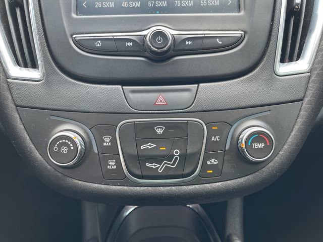 Used 2018 Chevrolet Malibu LT FWD image 23