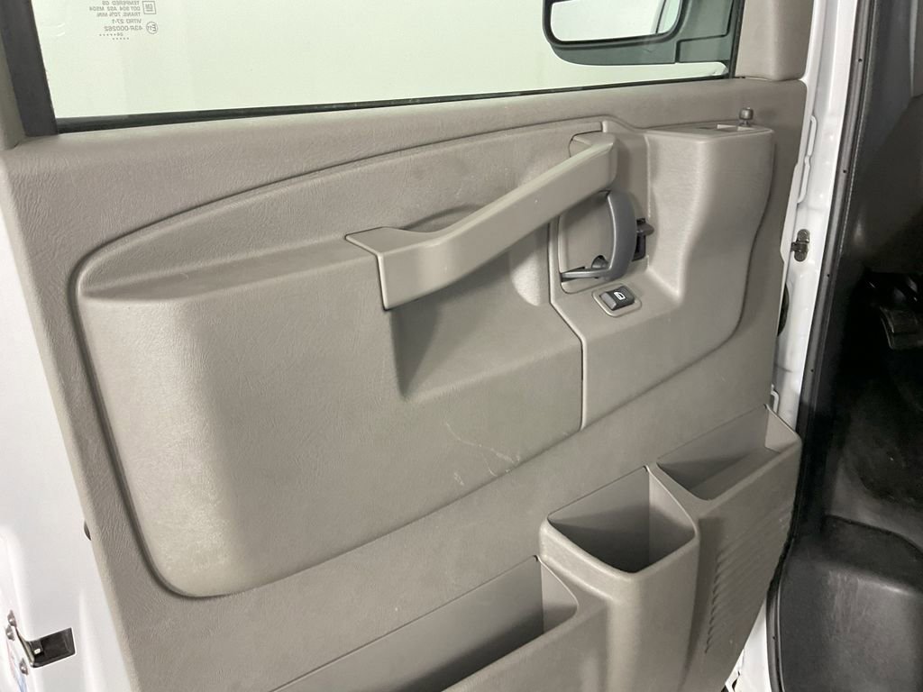 Used 2024 Chevrolet Express 2500 w/ Driver Convenience Package image 16