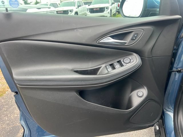 Used 2025 Buick Encore GX Sport Touring w/ Comfort Package AWD/4WD image 19