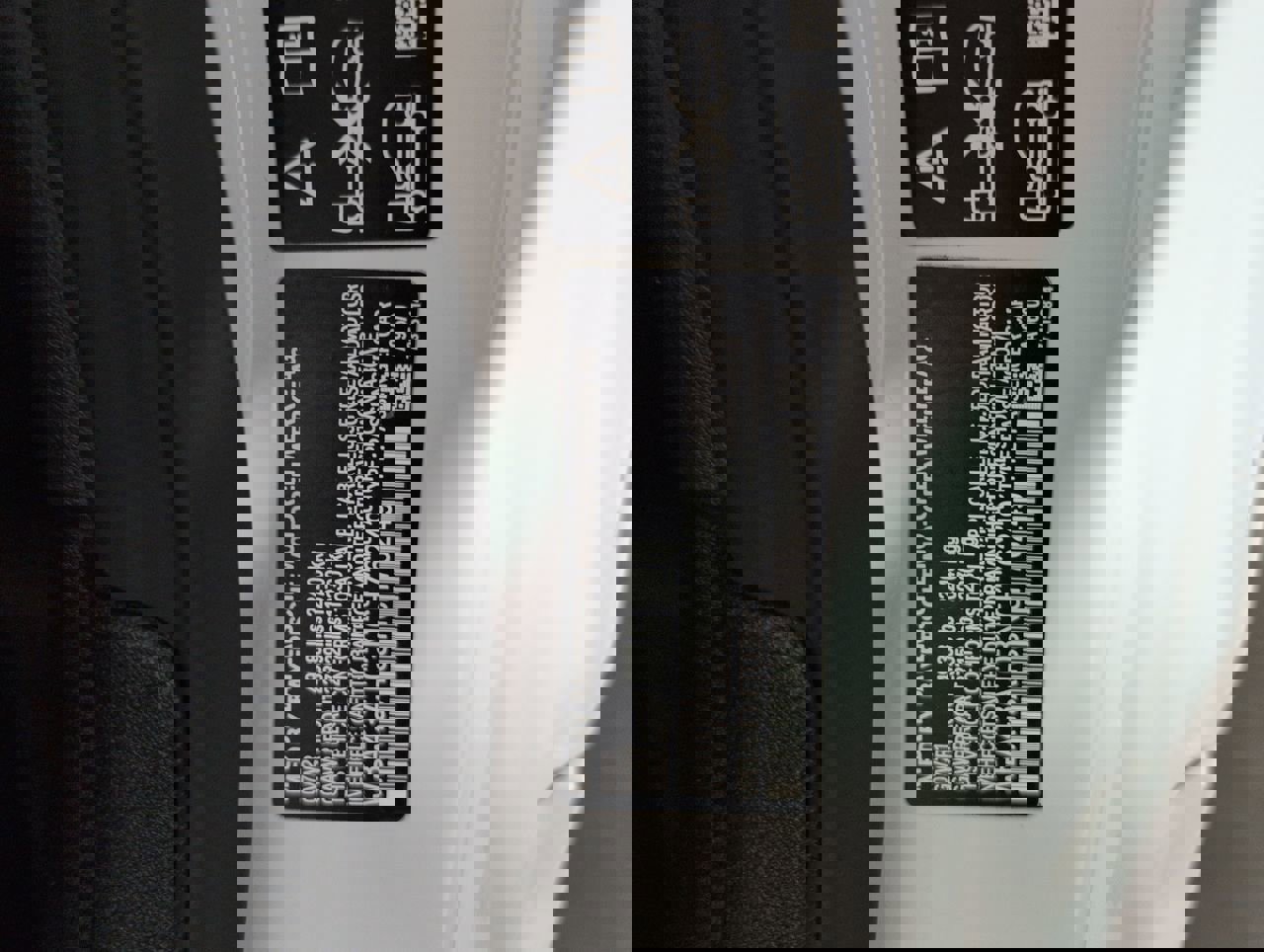 Used 2022 BMW 430i xDrive Convertible w/ Premium Package image 38