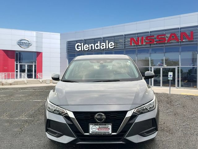 Used 2021 Nissan Sentra SV w/ Trunk Package FWD image 2