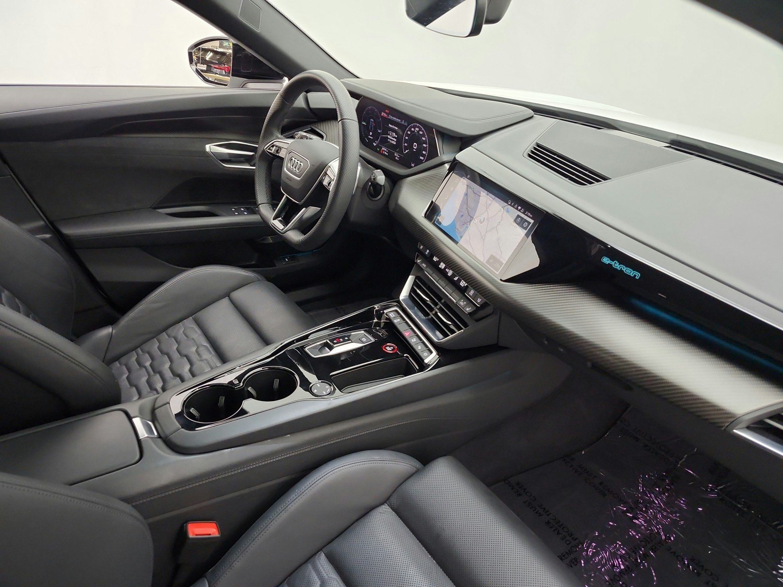 Used 2022 Audi e-tron GT Prestige w/ Prestige Package AWD/4WD image 18