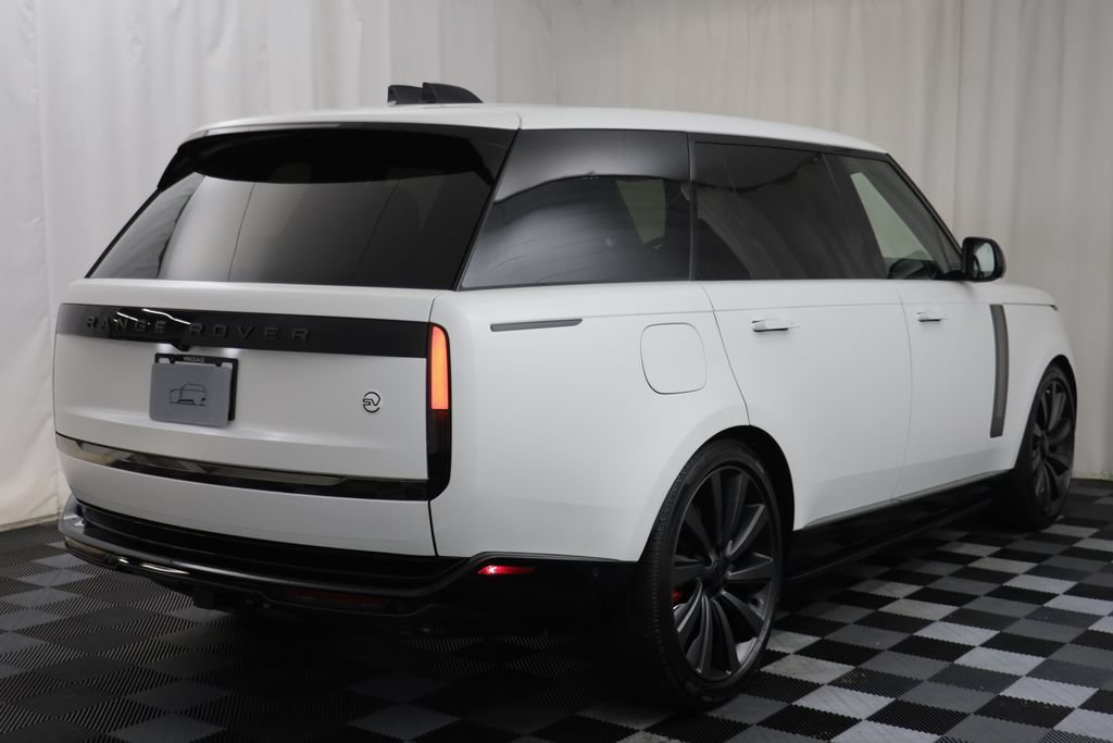 New 2026 Land Rover Range Rover SV AWD/4WD image 23