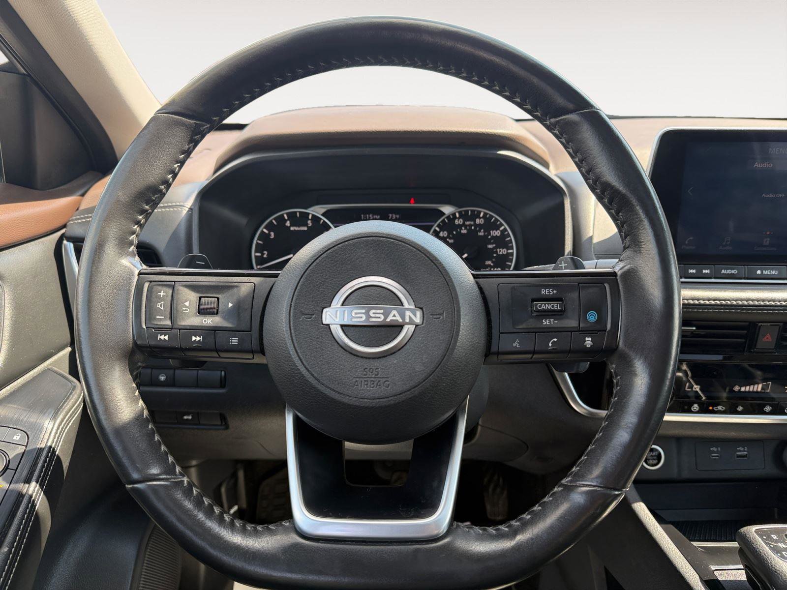 Used 2023 Nissan Rogue SV w/ SV Premium Package AWD/4WD image 16