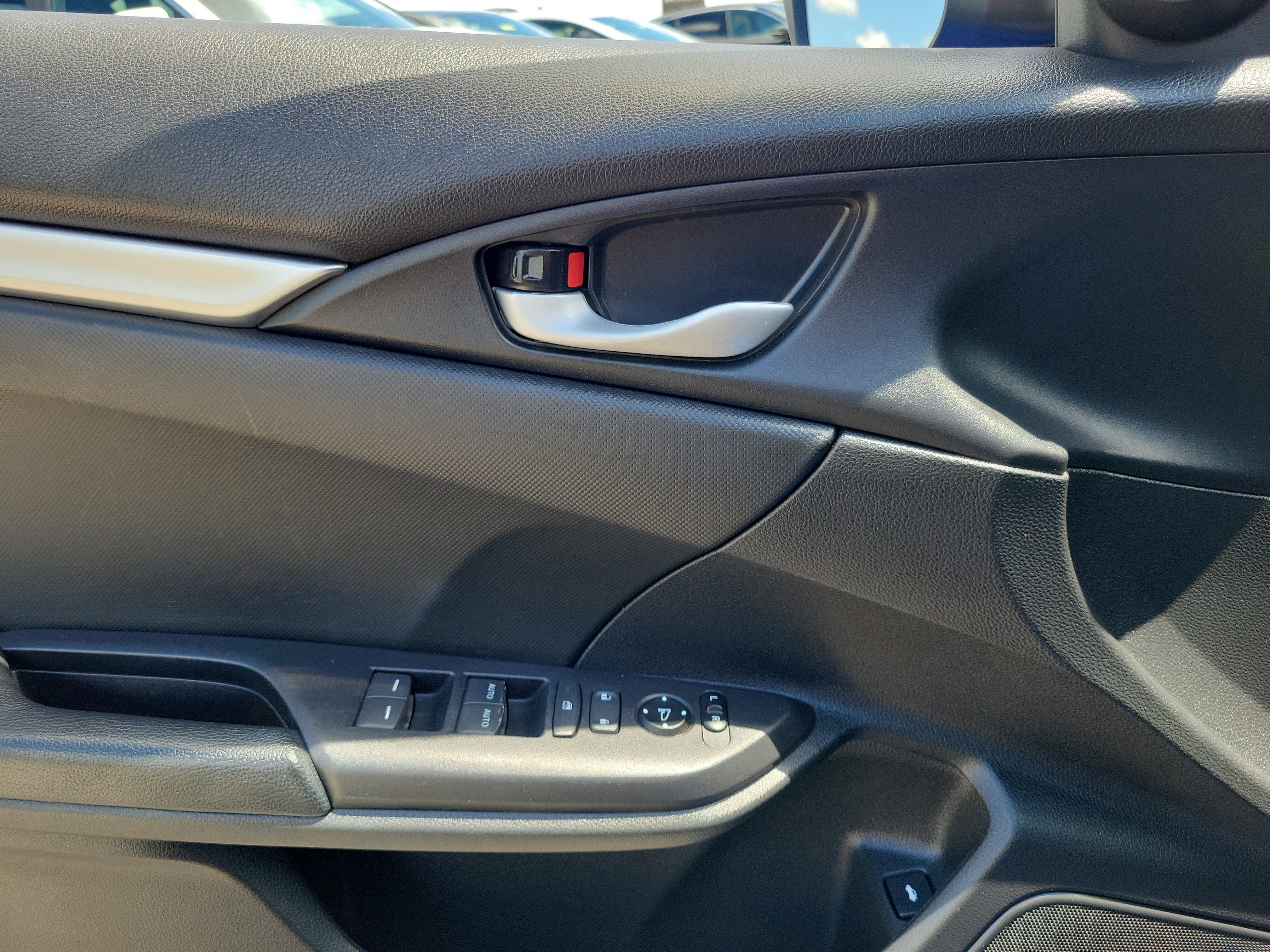 Used 2019 Honda Civic Sport image 17