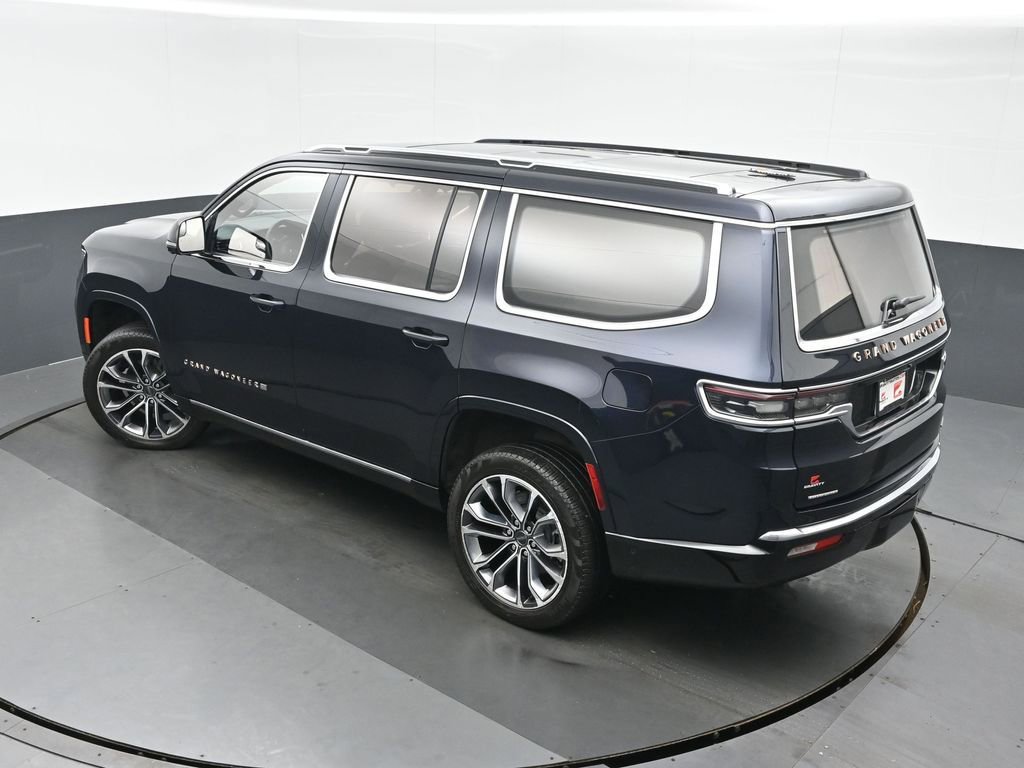 Used 2023 Jeep Grand Wagoneer Series III AWD/4WD image 38