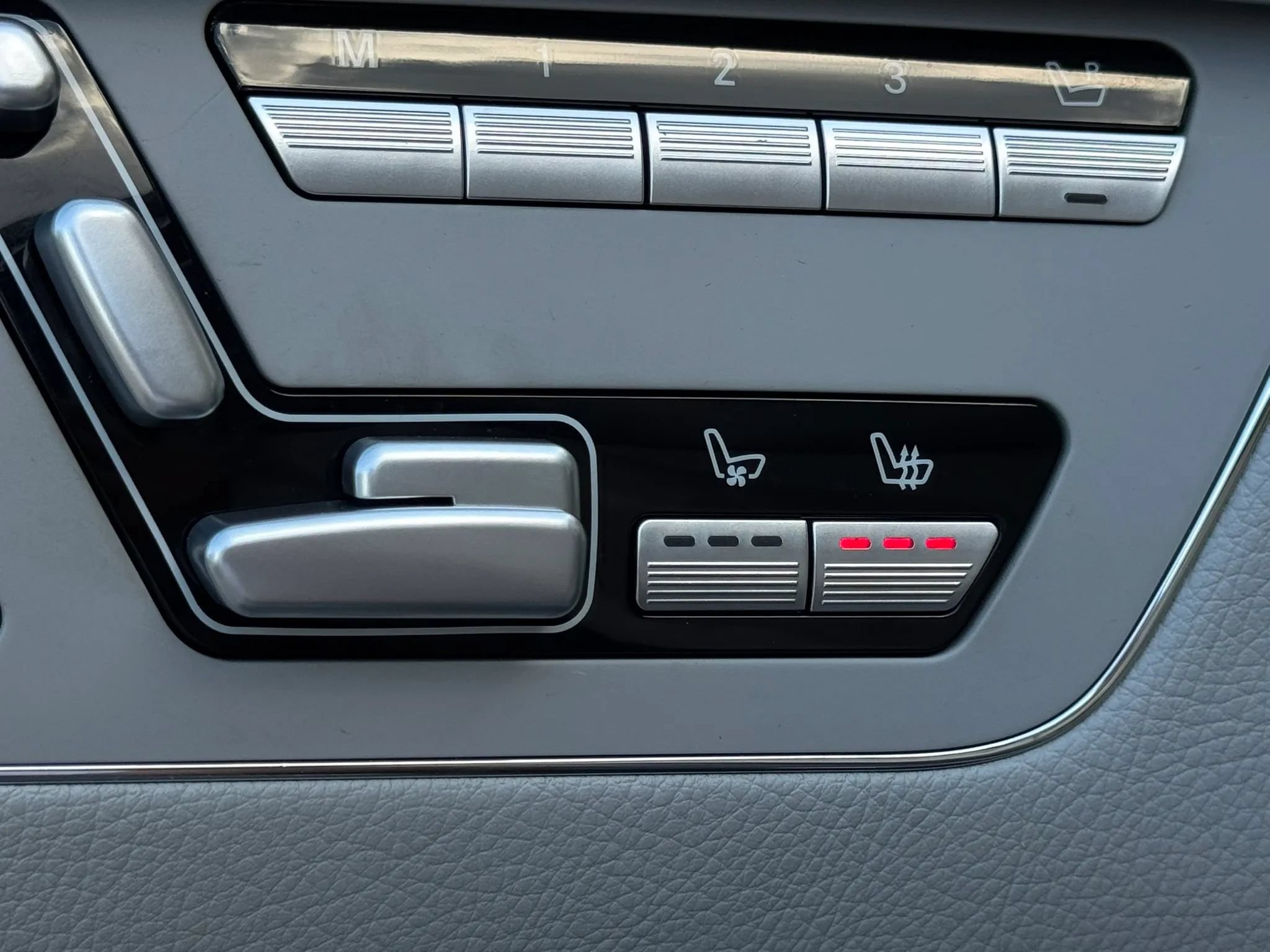 Used 2013 Mercedes-Benz S 350 BlueTEC 4MATIC image 14