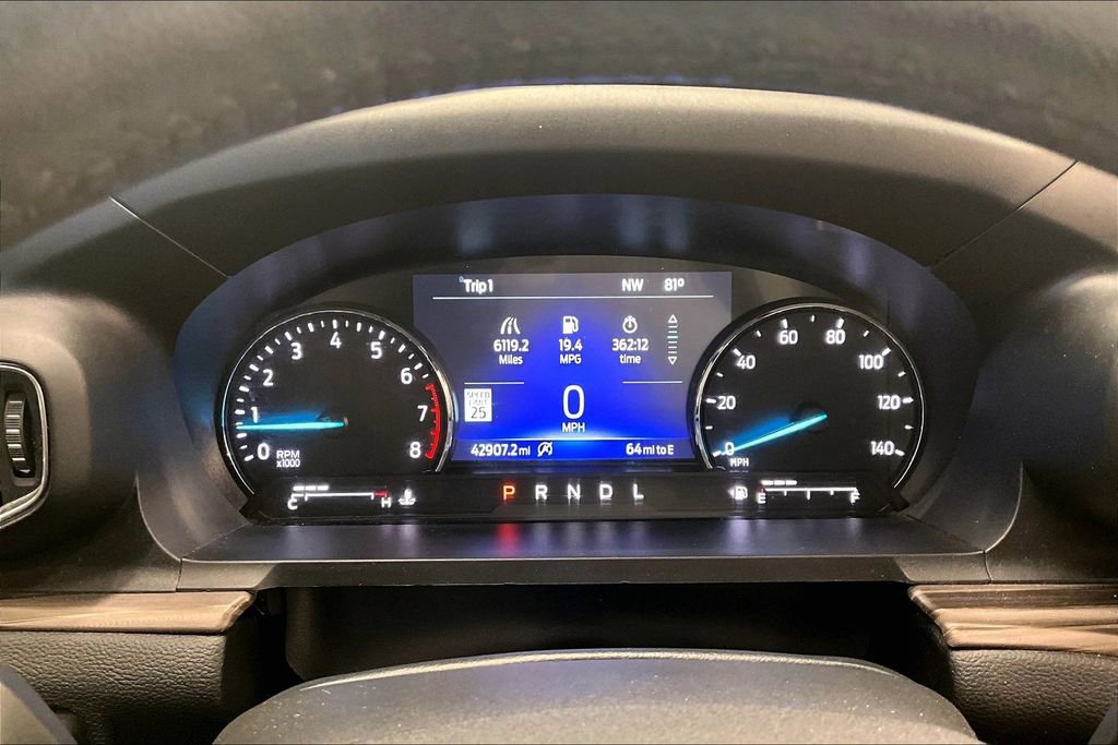 Used 2022 Ford Explorer Limited w/ Equipment Group 301A image 19