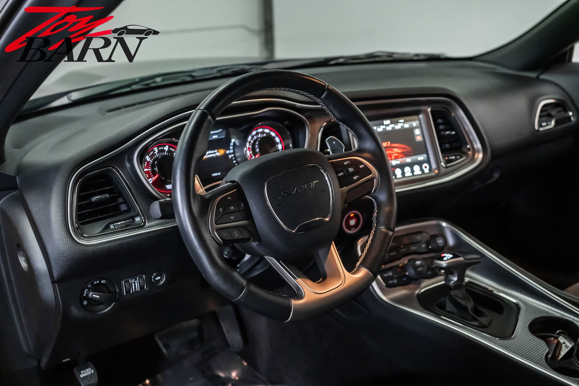 Used 2017 Dodge Challenger SRT Hellcat image 27