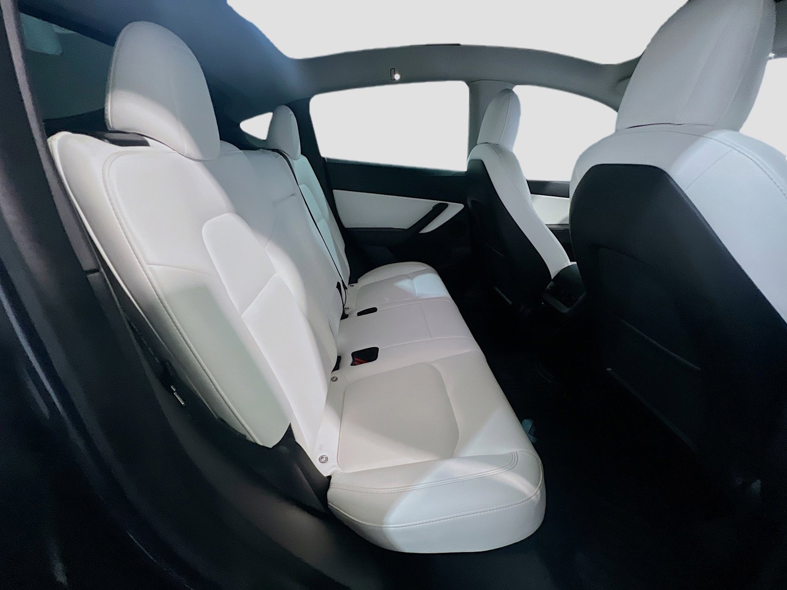 Used 2022 Tesla Model Y Performance AWD/4WD image 21