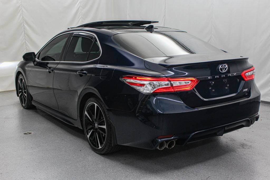 Used 2020 Toyota Camry XSE FWD image 8